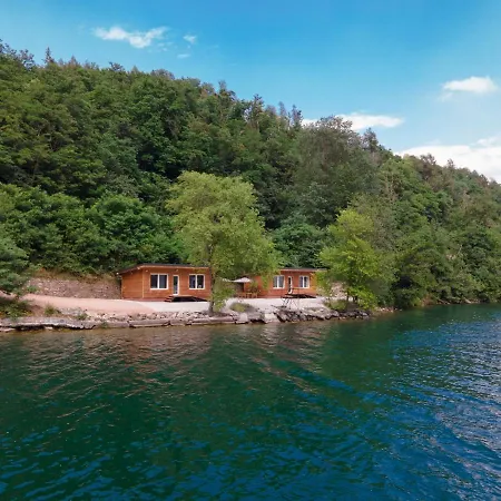 Alessandrini - Private Lakeside * Tenna
